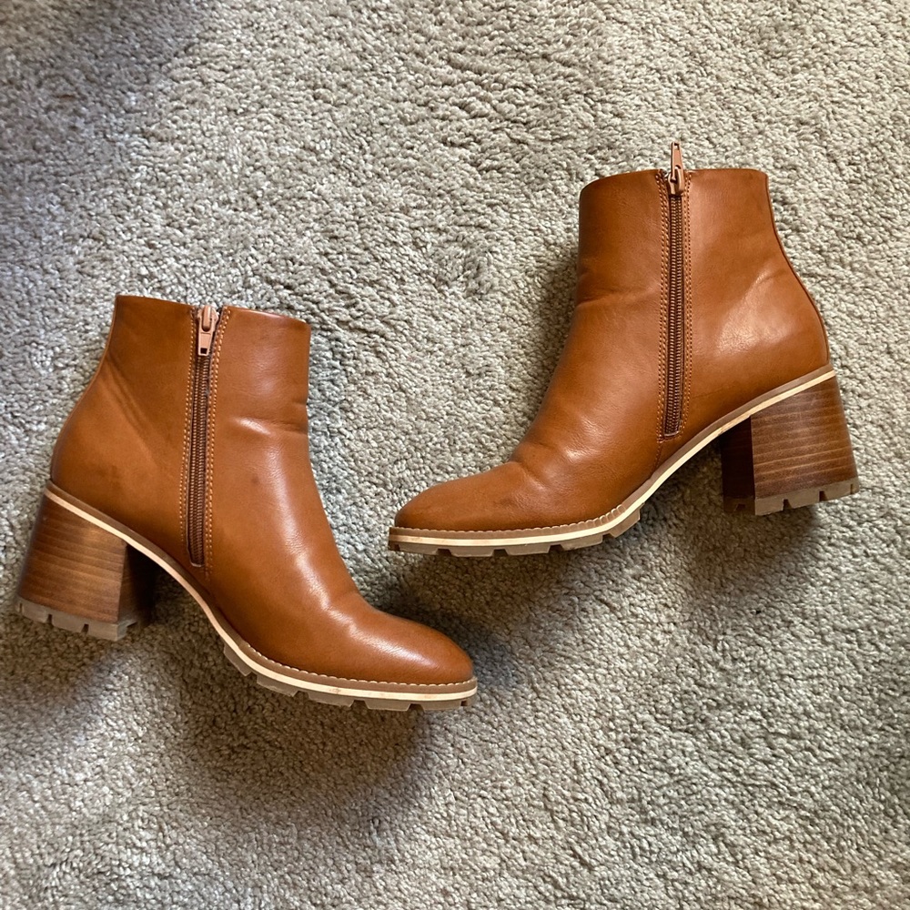 Korks heeled bootie